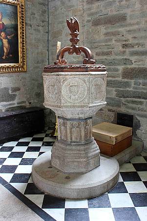 Tavistock - The Font